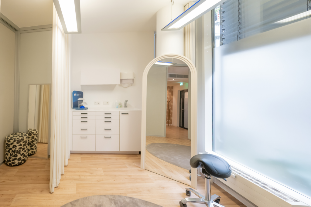 Behandlungszimmer bei Dr. Wallstein.