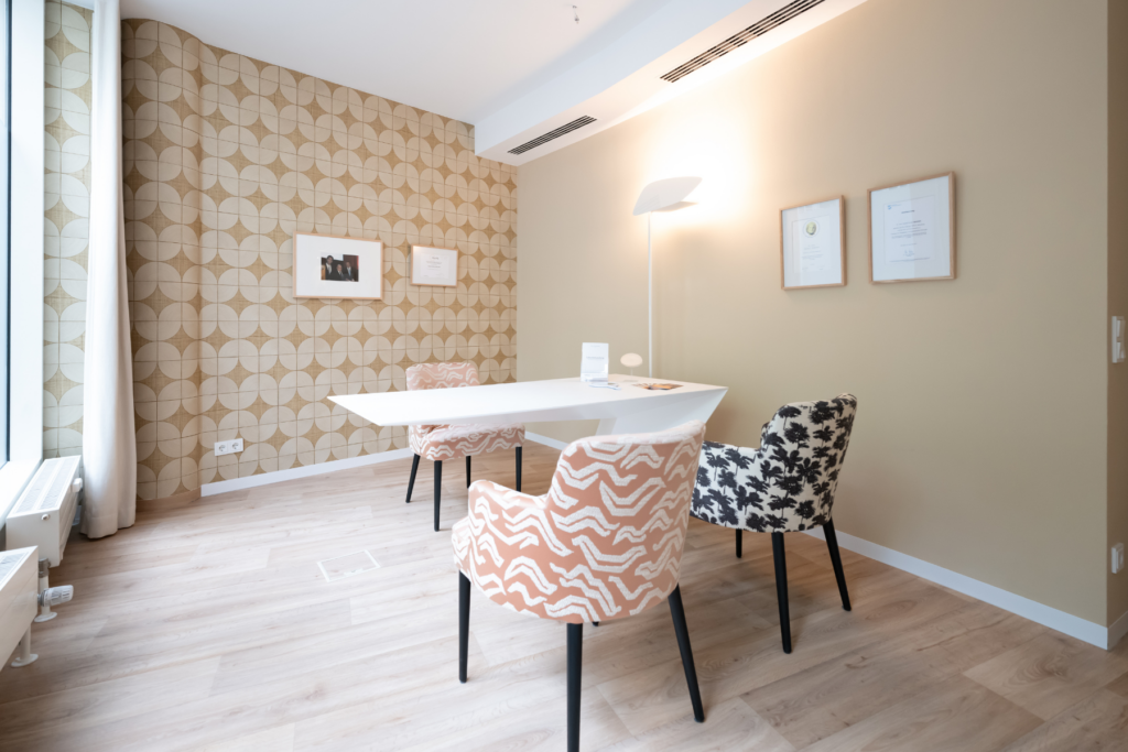 Beratungszimmer.